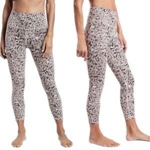 Athleta Elation Textured 7/8 Tight in Chocolate‎ Ocelot Size Medium